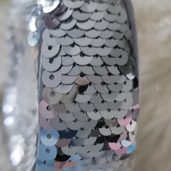 Coach Poppy Limited Edition Silver Sequin Micro Bag - Picture 8 of 16